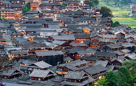 铁门关6种常见的外墙仿石漆施工工艺！